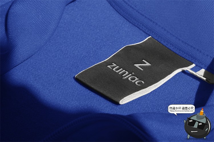 图片[10]-衣服领标标签衣标刺绣绣花标签服装品牌标志样机PSD模板PS素材-设计猿