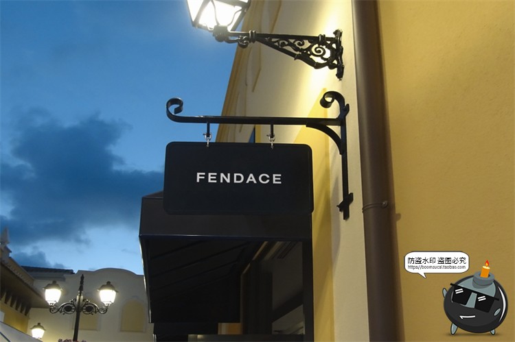 图片[17]-店铺商店门头店标外墙标牌LOGO标志场景展示VI样机PSD模板PS素材-设计猿