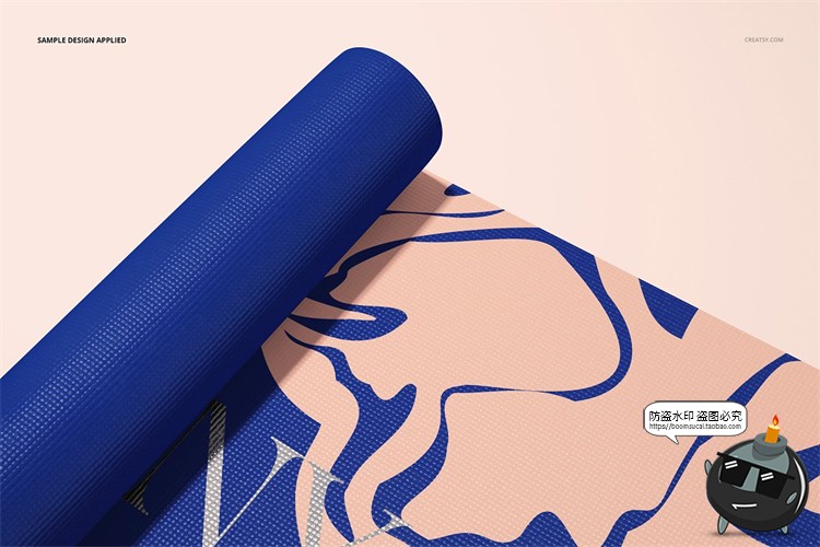 图片[1]-防滑运动健身瑜伽垫泡沫材质地垫图案展示样机贴图PSD模板PS素材-设计猿
