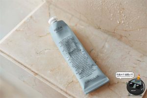 护手霜防晒霜金属铝药膏乳膏管包装贴图效果展示样机PSD模板素材-设计猿