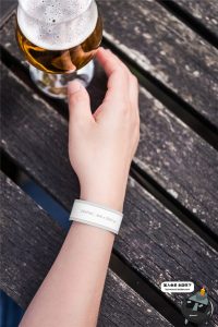 纸质手环腕带圆环装饰样机智能贴图效果展示vi提案PSD模板PS素材-设计猿