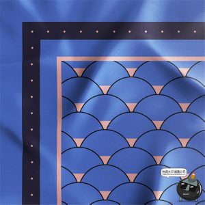 正方形雪纺褶皱丝巾小方巾丝绸面料布料印花贴图样机模板PSD素材-设计猿